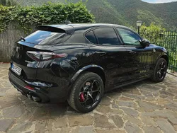 Schwarz Gebraucht 2024 Alfa Romeo Stelvio Quadrifoglio SUV | 74.500 €