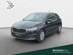 Schwarzmagic perleffekt Gebraucht 2022 Skoda Fabia Active Limousine | 13.430 € (Fairer Preis)