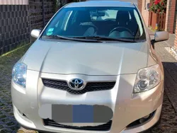 Silber Gebraucht 2008 Toyota Auris Kleinwagen | 3.900 € (Fairer Preis)