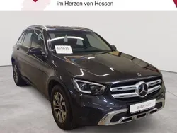 Mercedes GLC220