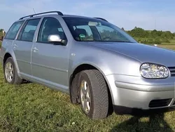Silber Gebraucht 2003 VW Golf IV Kombi | 3.000 € (Etwas zu teuer)