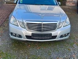Silber Gebraucht 2011 Mercedes E220 Avantgarde Kombi | 7.200 € (Superpreis)