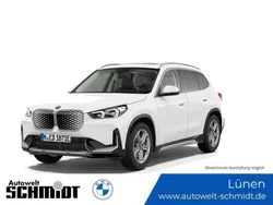 Alpinweiß Neu 2025 BMW iX1 xLine SUV | 52.250 € (Fairer Preis)