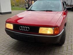Rot Gebraucht 1987 Audi 80 Limousine | 1.500 €