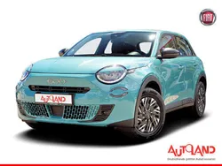 Blau Neu 2025 Fiat 600 SUV | 23.890 € (Guter Preis)