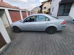 Silber Gebraucht 2005 Ford Mondeo Limousine | 550 € (Superpreis)