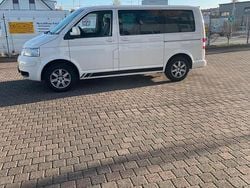 Weiß Gebraucht 2006 VW Caravelle Van / Kleinbus | 5.500 € (Guter Preis)