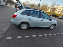 Silber Gebraucht 2016 Seat Ibiza ST Kombi | 7.750 € (Fairer Preis)