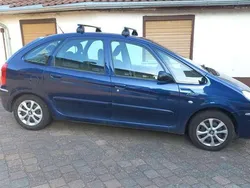 Blau Gebraucht 2005 Citroën Xsara Picasso Exclusive Van / Kleinbus | 1.800 € (Fairer Preis)