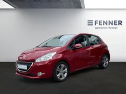 Lackierung rot rubi/metalliclackierung mit schutzlack Gebraucht 2013 Peugeot 208 Active Kleinwagen | 9.990 € (Teuer)