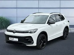 Pure white Gebraucht 2024 VW Tiguan R-line SUV | 49.490 € (Superpreis)