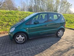 Grün Gebraucht 1998 Mercedes A140 Kleinwagen | 2.200 € (Etwas zu teuer)