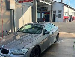 Grau Gebraucht 2012 BMW 320 Performance Coupé | 8.990 € (Fairer Preis)