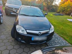 Schwarz Gebraucht 2006 Opel Tigra Cabrio | 1.300 € (Fairer Preis)