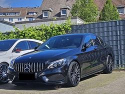 Schwarz Gebraucht 2018 Mercedes C250 AMG line Limousine | 25.000 € (Fairer Preis)