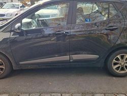 Schwarz Gebraucht 2015 Hyundai i10 Style Kleinwagen | 6.500 €