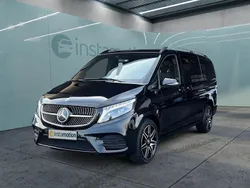 Schwarz Gebraucht 2024 Mercedes V300 Van / Kleinbus | 71.799 € (Teuer)