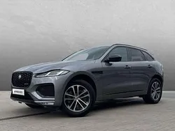 Grau (eiger grey) Gebraucht 2024 Jaguar F-Pace R-Dynamic SUV | 57.900 €