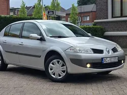 Silber Gebraucht 2007 Renault Mégane II Dynamique Limousine | 4.990 € (Etwas zu teuer)