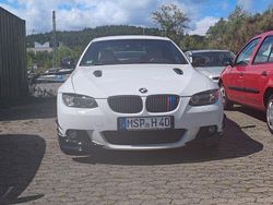 Weiß Gebraucht 2009 BMW 320 Sport Line Coupé | 5.750 € (Guter Preis)