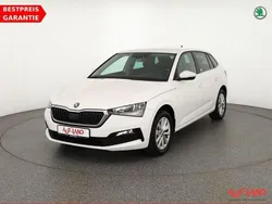 Weiß Gebraucht 2023 Skoda Scala Kleinwagen | 18.900 € (Fairer Preis)