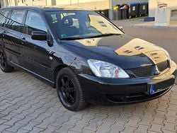Schwarz Gebraucht 2006 Mitsubishi Lancer Kombi | 1.850 € (Guter Preis)