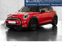 Rot Gebraucht 2023 Mini Cooper SE Classic Kleinwagen | 21.510 € (Fairer Preis)
