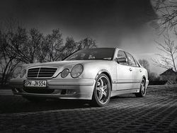 Grau Gebraucht 1999 Mercedes 280 Limousine | 2.500 €