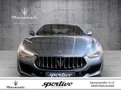 Grau Gebraucht 2021 Maserati Ghibli GT Coupé | 45.111 € (Teuer)