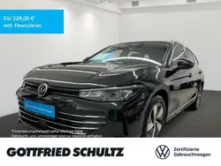 Grenadillschwarz metallic Gebraucht 2024 VW Passat Business Kombi | 32.450 € (Guter Preis)