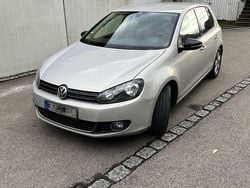 Grau Gebraucht 2011 VW Golf VI Style Limousine | 5.700 € (Guter Preis)