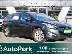 Grau Gebraucht 2014 Hyundai i40 Edition Kombi | 5.999 € (Guter Preis)