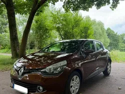 Braun Gebraucht 2013 Renault Clio IV Kleinwagen | 5.300 € (Guter Preis)