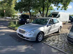 Silber Gebraucht 2005 Mercedes E200 Limousine | 3.999 € (Fairer Preis)