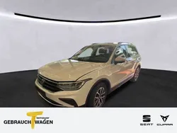 Weiß Gebraucht 2022 VW Tiguan Life SUV | 26.940 € (Superpreis)