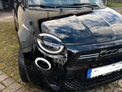Schwarz Gebraucht 2023 Fiat 500e La Prima Cabrio | 28.500 €