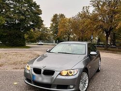 Grau Gebraucht 2010 BMW 320 Coupé | 10.800 € (Teuer)