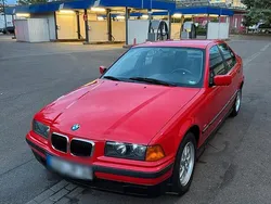 Rot Gebraucht 1997 BMW 316 Limousine | 4.200 €
