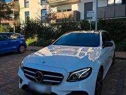 Weiß Gebraucht 2019 Mercedes E300 AMG Kombi | 22.800 € (Fairer Preis)