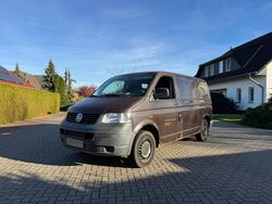 Braun Gebraucht 2006 VW T5 Van | 1.850 €