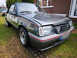 Schwarz Gebraucht 1986 Opel Ascona Cabrio | 4.000 €