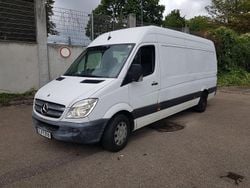 Weiß Gebraucht 2012 Mercedes 316 Van | 12.900 €