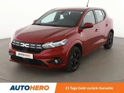 Rot Gebraucht 2023 Dacia Sandero Expression Kleinwagen | 17.210 € (Guter Preis)