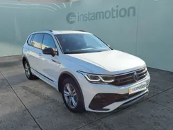 Weiß Gebraucht 2024 VW Tiguan Allspace R-line SUV | 48.590 € (Etwas zu teuer)