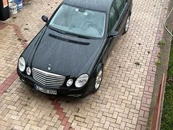 Schwarz Gebraucht 2007 Mercedes E320 Limousine | 3.500 € (Superpreis)