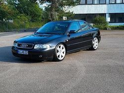Schwarz Gebraucht 2000 Audi A4 Limousine | 6.699 €