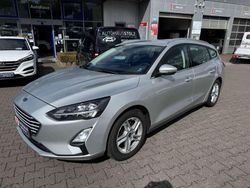 Polas silber Gebraucht 2021 Ford Focus Cool & Connect Kombi | 17.757 € (Guter Preis)