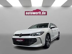 Weiss Gebraucht 2024 VW Passat IQ Drive Kombi | 35.990 €