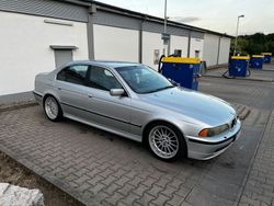 Silber Gebraucht 1999 BMW 523 Performance Limousine | 5.850 € (Etwas zu teuer)