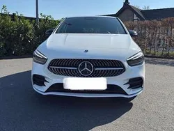 Weiß Gebraucht 2020 Mercedes B200 AMG Van / Kleinbus | 24.850 € (Fairer Preis)